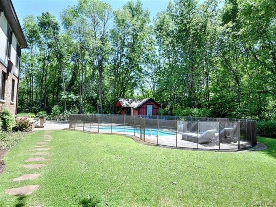 Lulu'S Chalet Villa Montreal Luaran gambar