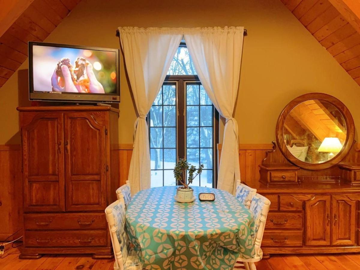 Lulu'S Chalet Villa Montreal Luaran gambar